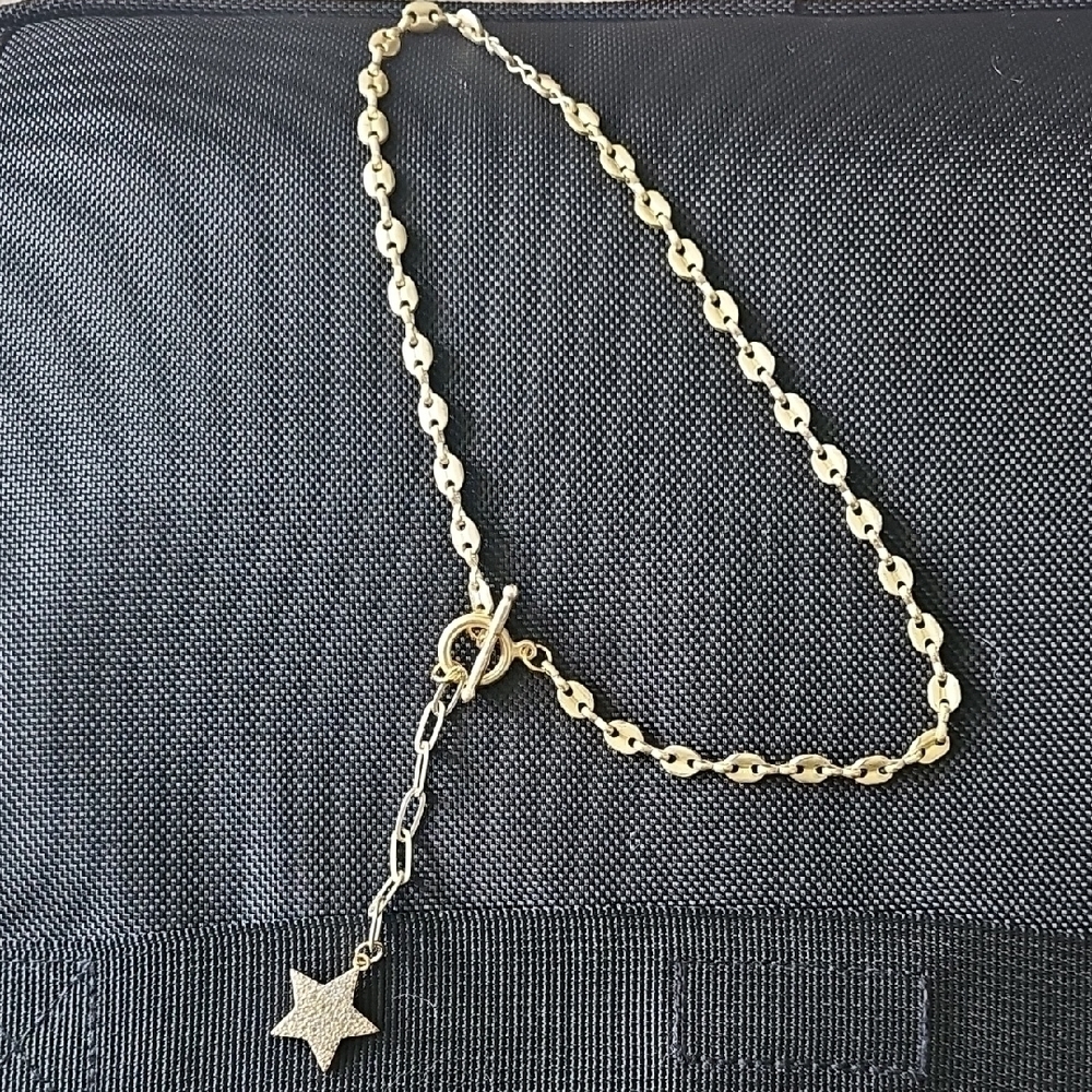 Gold Tone Mariner Chain Toggle Latch And Paperclip Ext With Rhinestone Star.